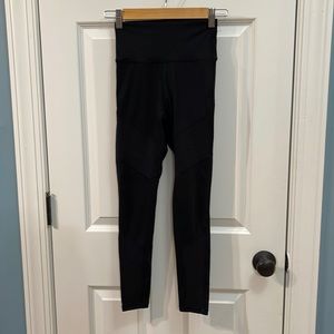 Black Momentum Brilliant Hi-Rise 7/8 24”